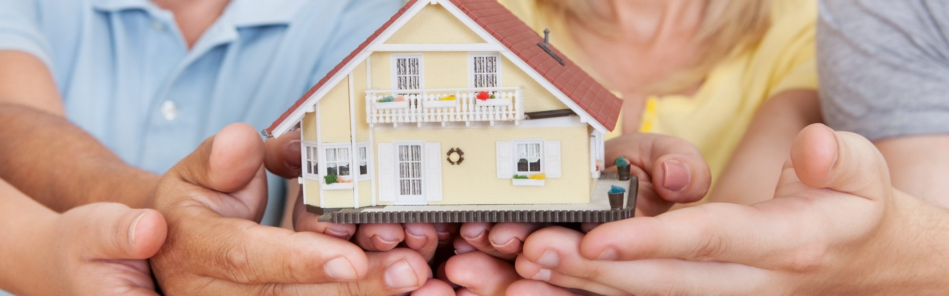 Как определить имущество человека - способы выявления недвижимости